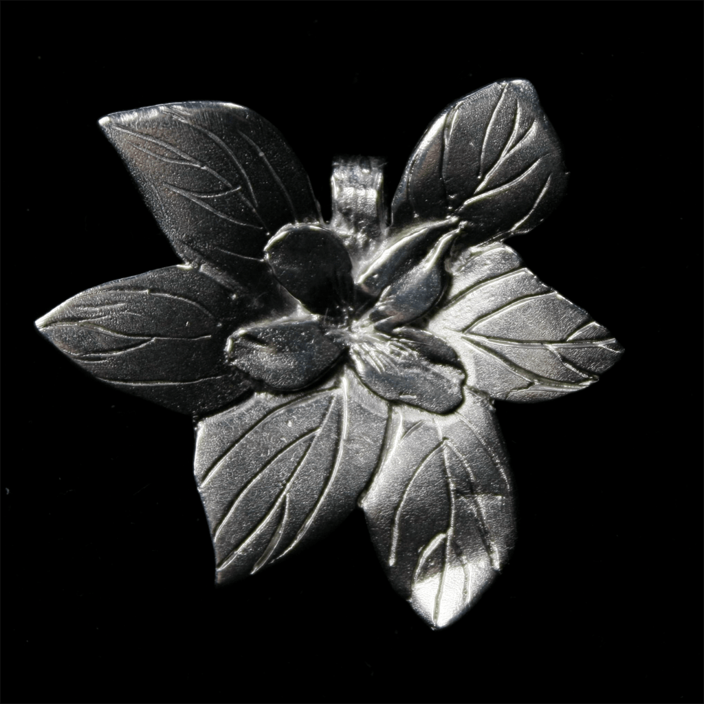 Crackerberry Leaf